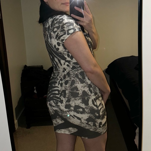 FORVER 21 Animal Inspired Printed Dress - Printed - Picture 6 of 7